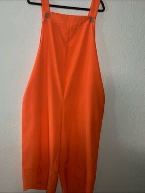 SHEIN Orange Curve 1XL Overalls